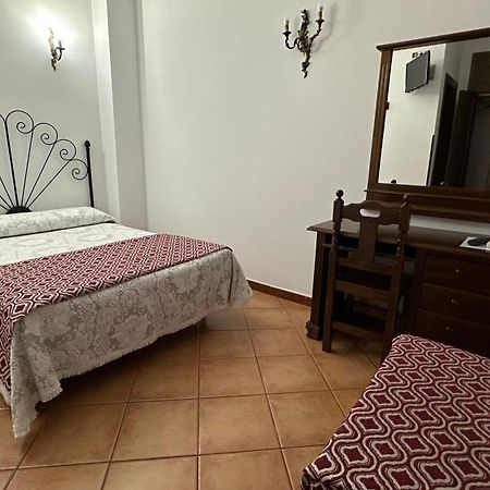 Posada Ana Ponce Sierra de Yeguas Εξωτερικό φωτογραφία